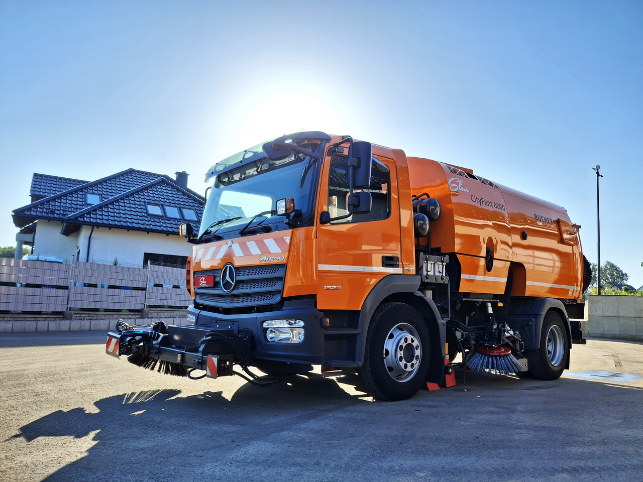 MERCEDES-BENZ Atego 1523 Zamiatarka Kehrmaschine BUCHER CityFant 6000 Euro 6 PM10 L/R Rura Do Liści - Yol süpürme aracı: fotoğraf 2 MERCEDES-BENZ Atego 1523 Zamiatarka Kehrmaschine BUCHER CityFant 6000 Euro 6 PM10 L/R Rura Do Liści - Yol süpürme aracı: fotoğraf 2