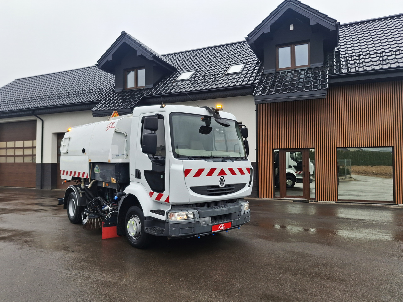 RENAULT Midlum 220 Zamiatarka Kehrmaschine Johnston 2 Motoren Szczotki L/R - Yol süpürme aracı: fotoğraf 1 RENAULT Midlum 220 Zamiatarka Kehrmaschine Johnston 2 Motoren Szczotki L/R - Yol süpürme aracı: fotoğraf 1