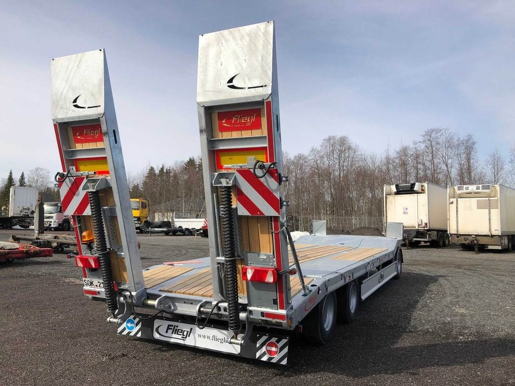 Fliegl DTS-S 300  - Alçak çerçeveli platform römork: fotoğraf 3 Fliegl DTS-S 300  - Alçak çerçeveli platform römork: fotoğraf 3