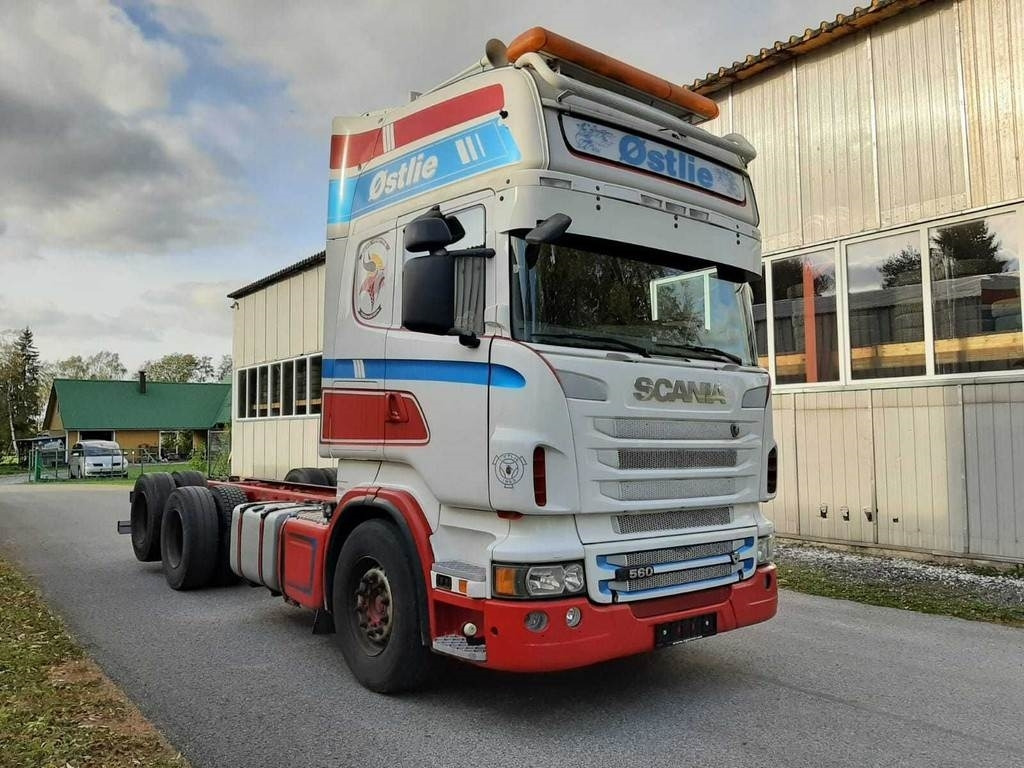 Scania R560 6X2 CHASSY 412kW - Şasi kamyon: fotoğraf 4 Scania R560 6X2 CHASSY 412kW - Şasi kamyon: fotoğraf 4