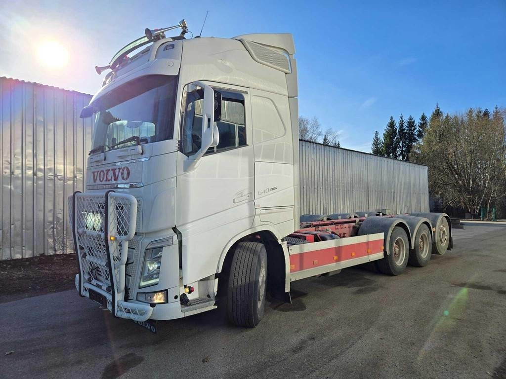 Volvo FH540 8X4 CHASSY - Şasi kamyon: fotoğraf 1 Volvo FH540 8X4 CHASSY - Şasi kamyon: fotoğraf 1