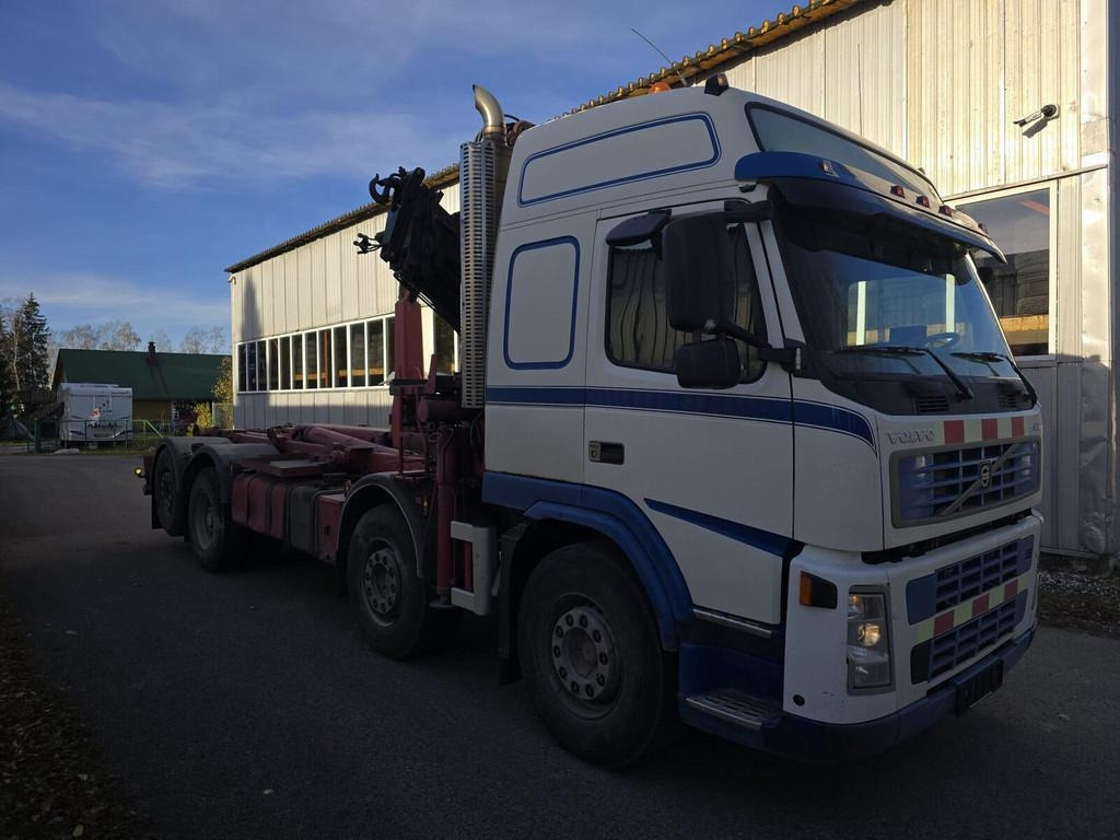 Volvo FM12 420 8X2 HMF 2220 K4  - Kancalı yükleyici kamyon: fotoğraf 4 Volvo FM12 420 8X2 HMF 2220 K4  - Kancalı yükleyici kamyon: fotoğraf 4