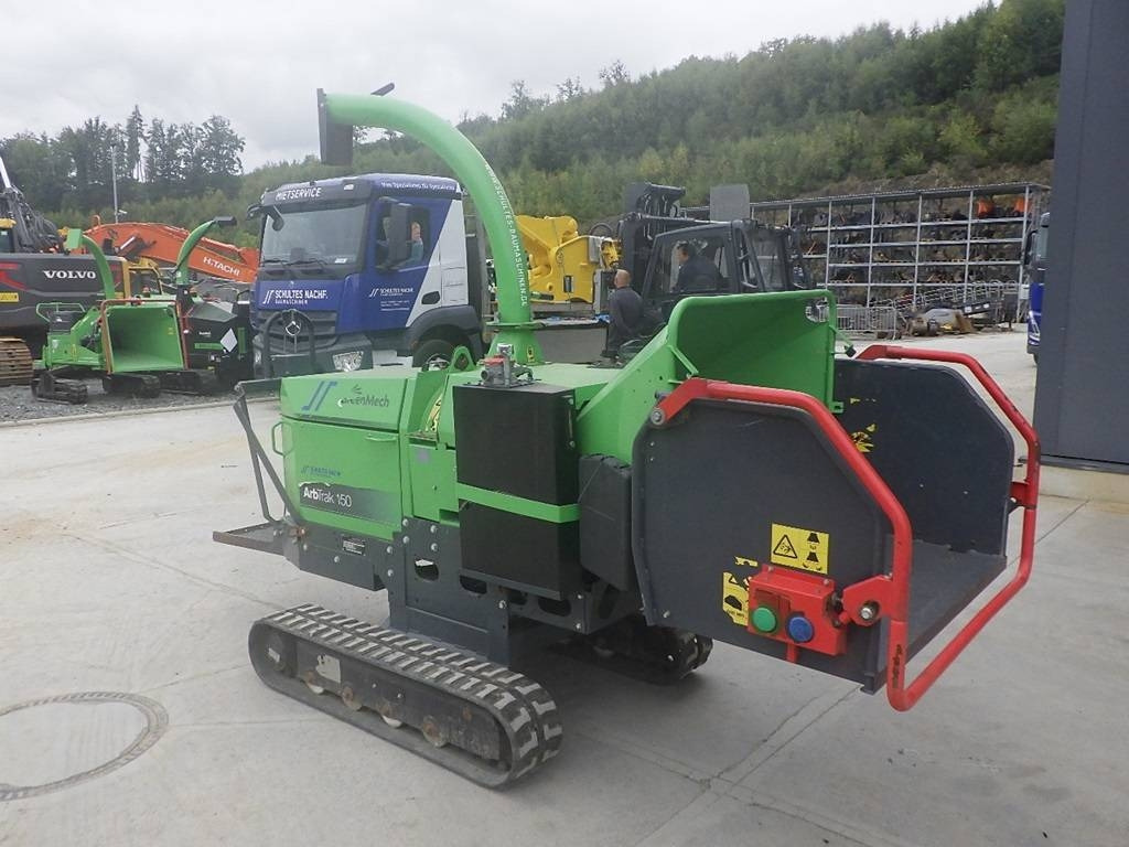 Greenmech ArbTrak 150 D - Ağaç parçalama makinesi: fotoğraf 3 Greenmech ArbTrak 150 D - Ağaç parçalama makinesi: fotoğraf 3