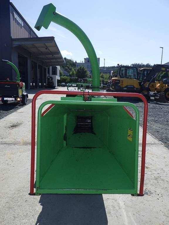 Greenmech SafeTrak STC 16-23 - Ağaç parçalama makinesi: fotoğraf 2 Greenmech SafeTrak STC 16-23 - Ağaç parçalama makinesi: fotoğraf 2