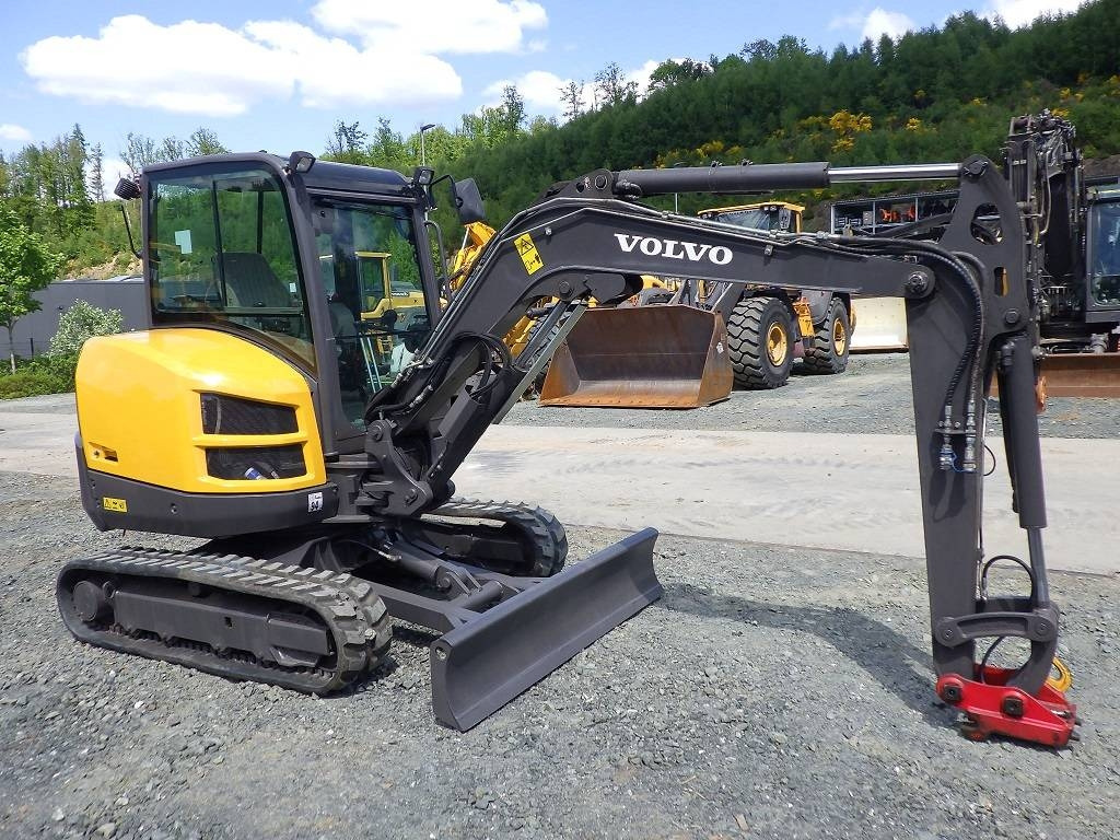 Volvo EC 35 D - Mini ekskavatör: fotoğraf 3 Volvo EC 35 D - Mini ekskavatör: fotoğraf 3