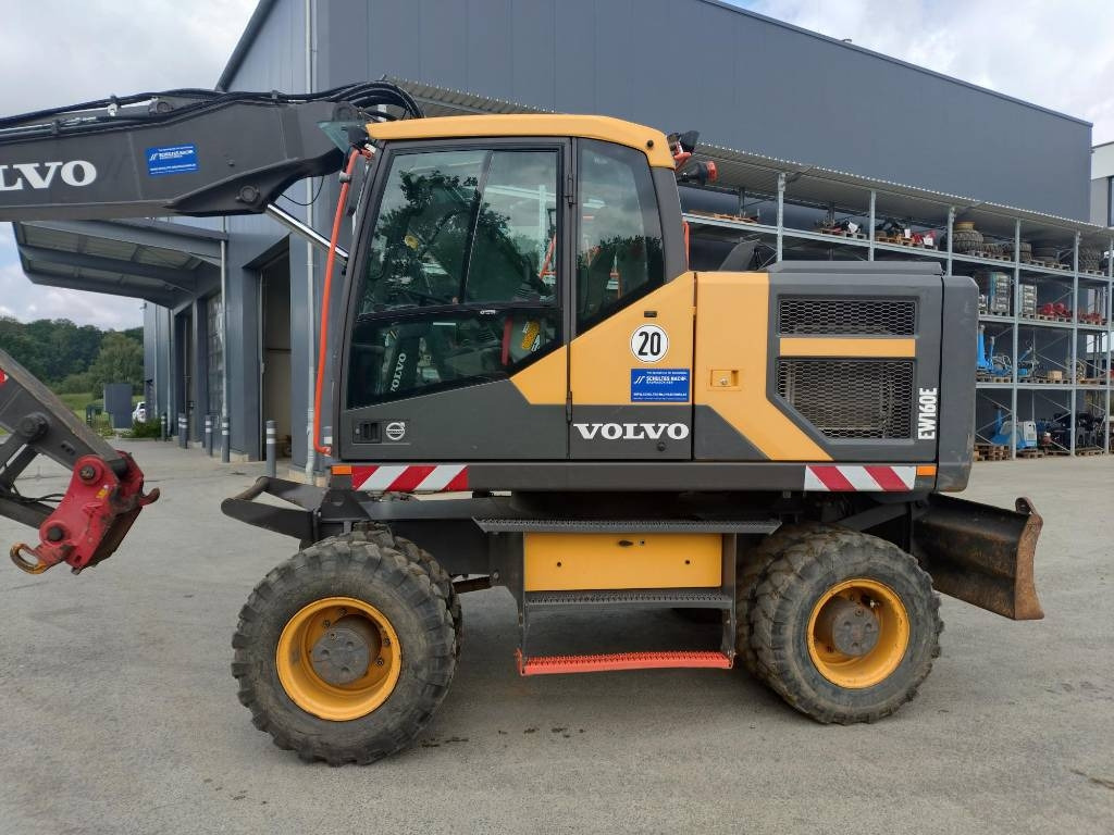 Volvo EW 160 E - Tekerlekli ekskavatör: fotoğraf 1 Volvo EW 160 E - Tekerlekli ekskavatör: fotoğraf 1