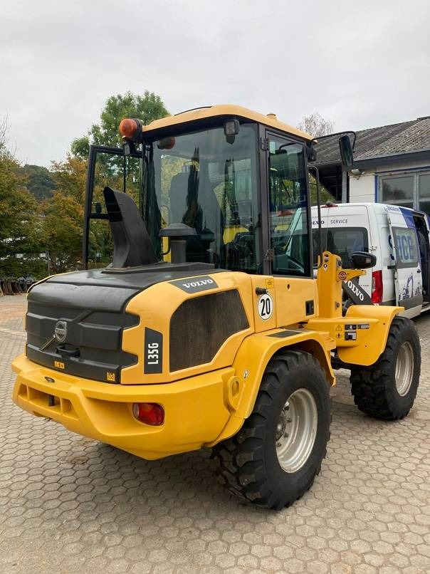 Volvo L 35 G - Tekerlekli yükleyici: fotoğraf 4 Volvo L 35 G - Tekerlekli yükleyici: fotoğraf 4