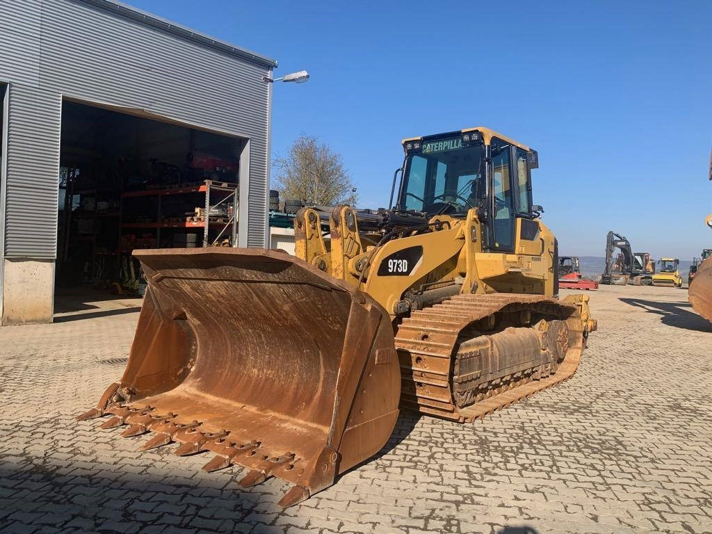 CAT 973 D - Paletli yükleyici: fotoğraf 1 CAT 973 D - Paletli yükleyici: fotoğraf 1