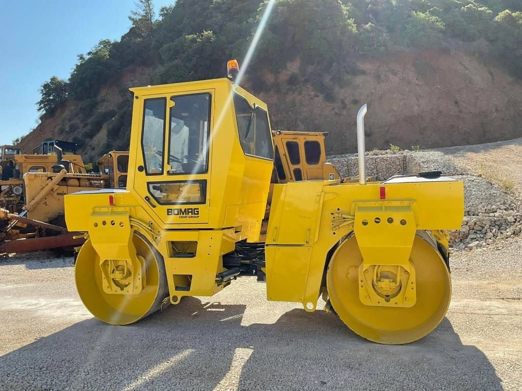 Bomag BW161AD-2 - Yol silindiri: fotoğraf 3 Bomag BW161AD-2 - Yol silindiri: fotoğraf 3