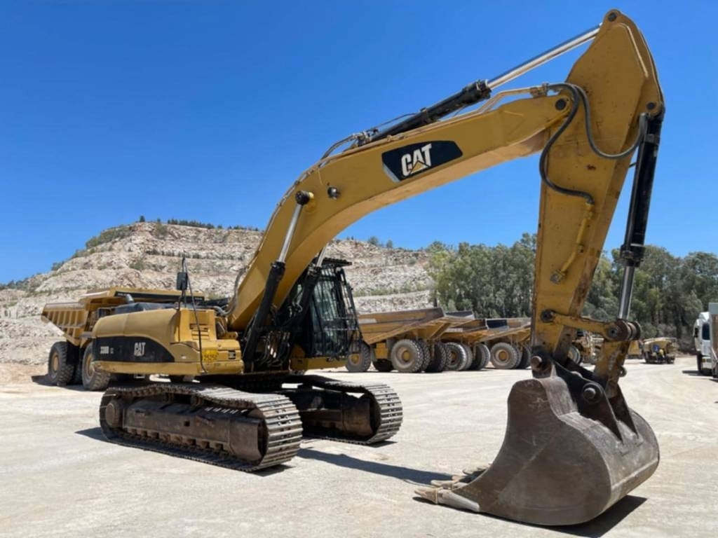 CAT 330 D LN - Paletli ekskavatör: fotoğraf 4 CAT 330 D LN - Paletli ekskavatör: fotoğraf 4