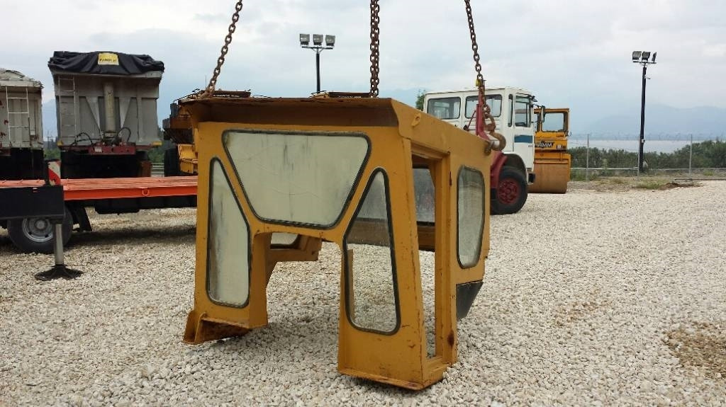 CAT Καμπίνα Caterpillar - Kabin - İş makinaları: fotoğraf 2 CAT Καμπίνα Caterpillar - Kabin - İş makinaları: fotoğraf 2