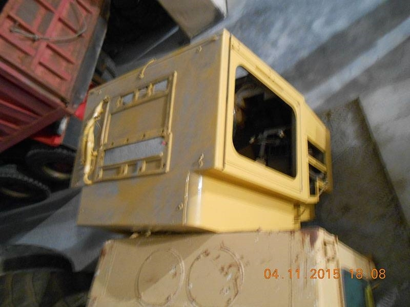 CAT ORIGINAL CAT 988B RESTORE CABIN - Kabin - İş makinaları: fotoğraf 2 CAT ORIGINAL CAT 988B RESTORE CABIN - Kabin - İş makinaları: fotoğraf 2