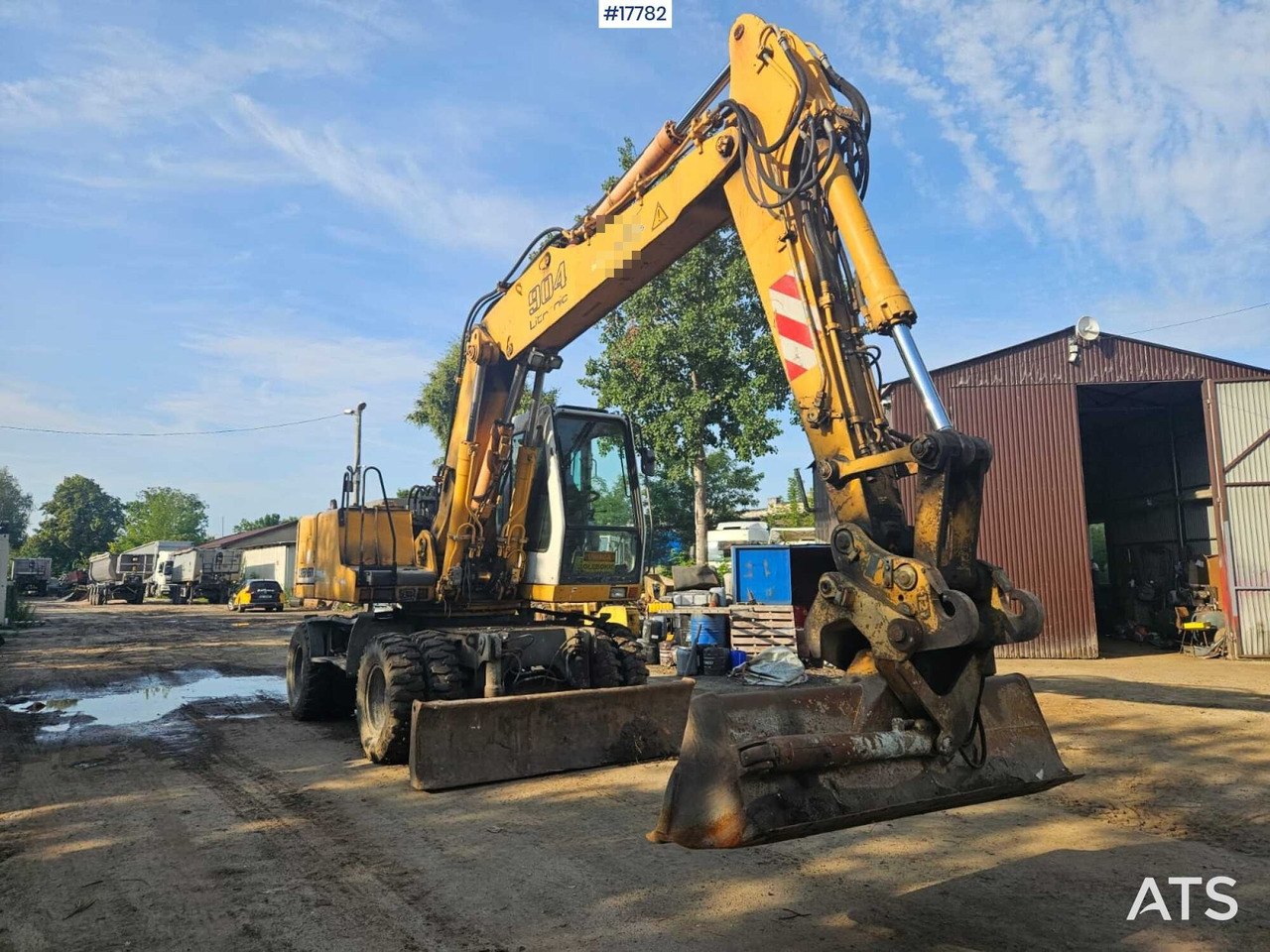 2002 Liebherr A 904 - Tekerlekli ekskavatör: fotoğraf 1 2002 Liebherr A 904 - Tekerlekli ekskavatör: fotoğraf 1