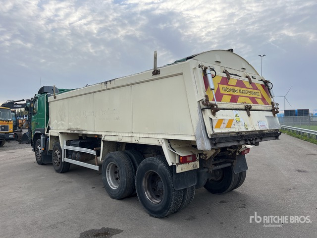2010 Volvo FM420 8x4 Twin-Steer Sleeper Quad/A Dump Truck - Damperli kamyon: fotoğraf 3 2010 Volvo FM420 8x4 Twin-Steer Sleeper Quad/A Dump Truck - Damperli kamyon: fotoğraf 3