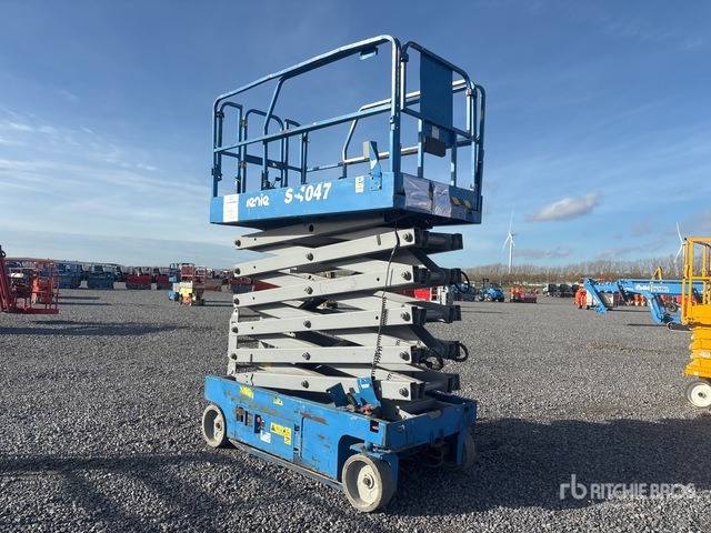 2015 Genie GS-4047 Electric Scissor Lift - Makasli platform: fotoğraf 3 2015 Genie GS-4047 Electric Scissor Lift - Makasli platform: fotoğraf 3