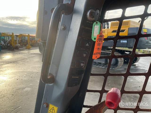 New Holland L160 Skid Steer Loader - Mini yükleyici: fotoğraf 5 New Holland L160 Skid Steer Loader - Mini yükleyici: fotoğraf 5