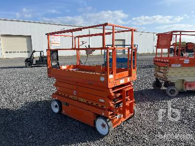SKYJACK SJIII-4626 Electric - Makasli platform: fotoğraf 2 SKYJACK SJIII-4626 Electric - Makasli platform: fotoğraf 2