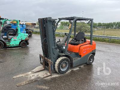 TCM FD25T3 - Forklift: fotoğraf 1 TCM FD25T3 - Forklift: fotoğraf 1