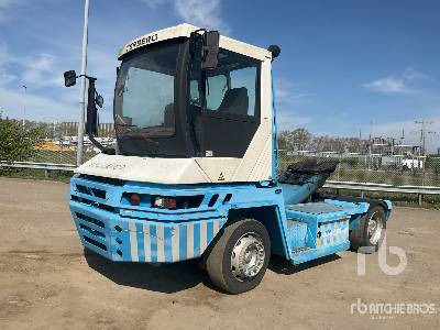 TERBERG TT222 4x2 Terminal - Terminal çekiciler: fotoğraf 1 TERBERG TT222 4x2 Terminal - Terminal çekiciler: fotoğraf 1