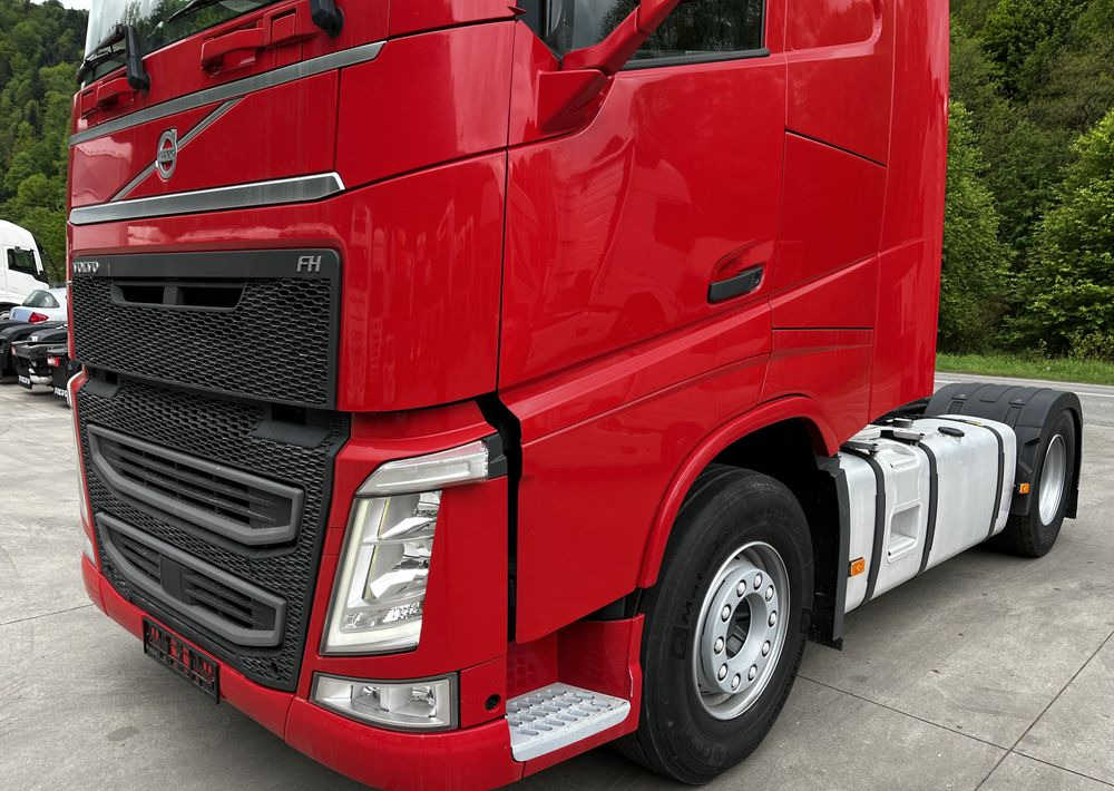 Volvo FH // Standard // 2018 // Duże zbiorniki // Klima postojowa // Radary // Idealny ! - Çekici: fotoğraf 5 Volvo FH // Standard // 2018 // Duże zbiorniki // Klima postojowa // Radary // Idealny ! - Çekici: fotoğraf 5