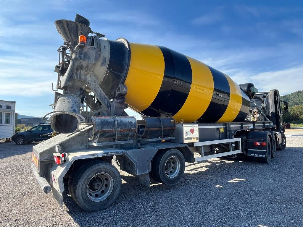 Mercedes-Benz Arocs 6X4 AMT BT 220 semi-trailer concrete mixer - Çekici, Treyler mikser: fotoğraf 2 Mercedes-Benz Arocs 6X4 AMT BT 220 semi-trailer concrete mixer - Çekici, Treyler mikser: fotoğraf 2