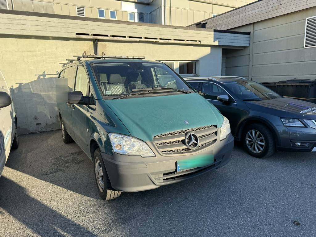 Mercedes-Benz Vito 116 CDI 4x4 - Küçük panelvan: fotoğraf 1 Mercedes-Benz Vito 116 CDI 4x4 - Küçük panelvan: fotoğraf 1