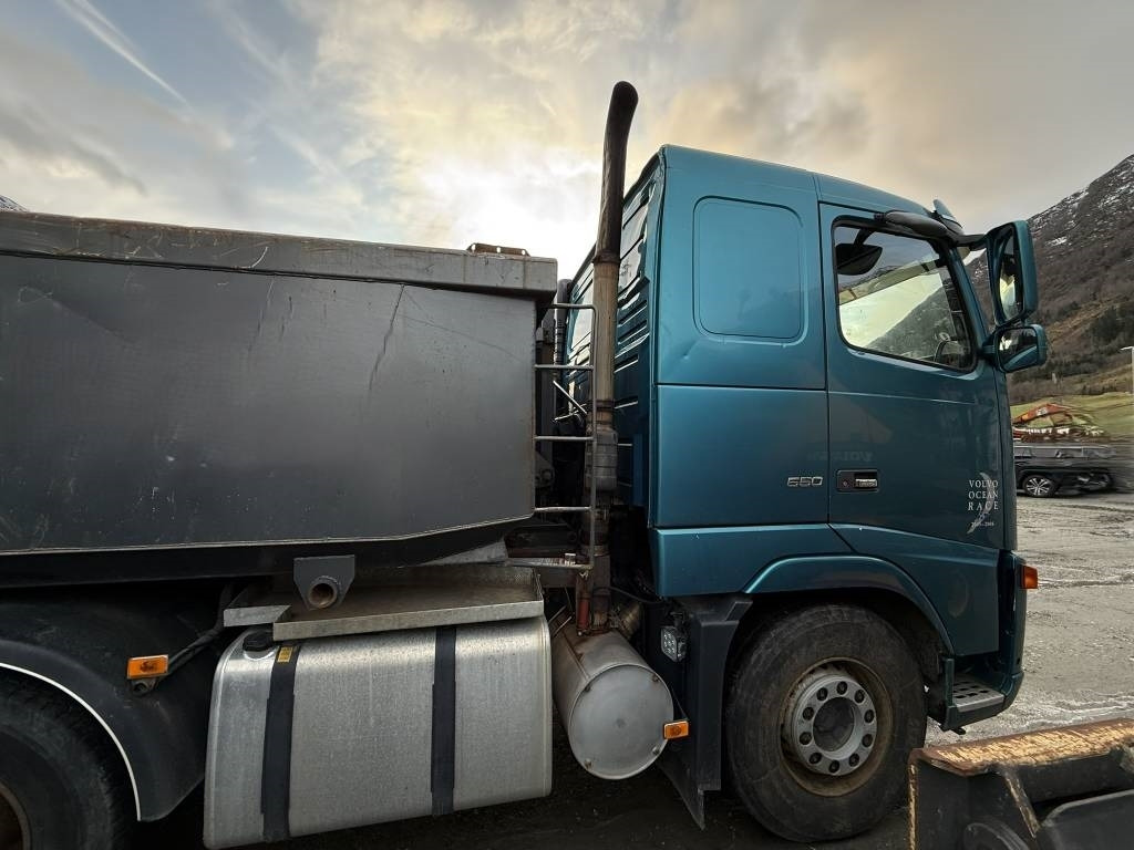 Volvo FH 16 550 6x2 - Damperli kamyon: fotoğraf 4 Volvo FH 16 550 6x2 - Damperli kamyon: fotoğraf 4