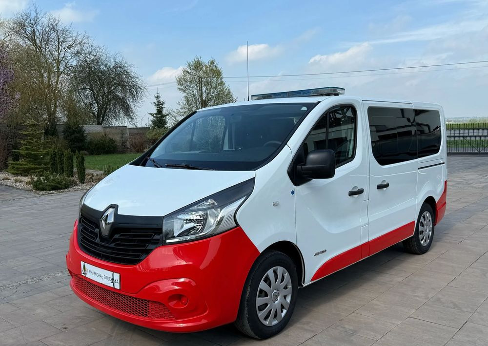 Renault Trafic - Ambulans arabası: fotoğraf 3 Renault Trafic - Ambulans arabası: fotoğraf 3