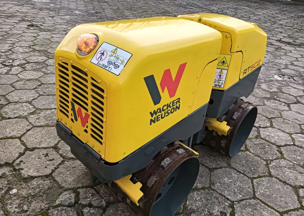 Wacker Neuson RTSC2 - Mini asfalt silindiri: fotoğraf 3 Wacker Neuson RTSC2 - Mini asfalt silindiri: fotoğraf 3