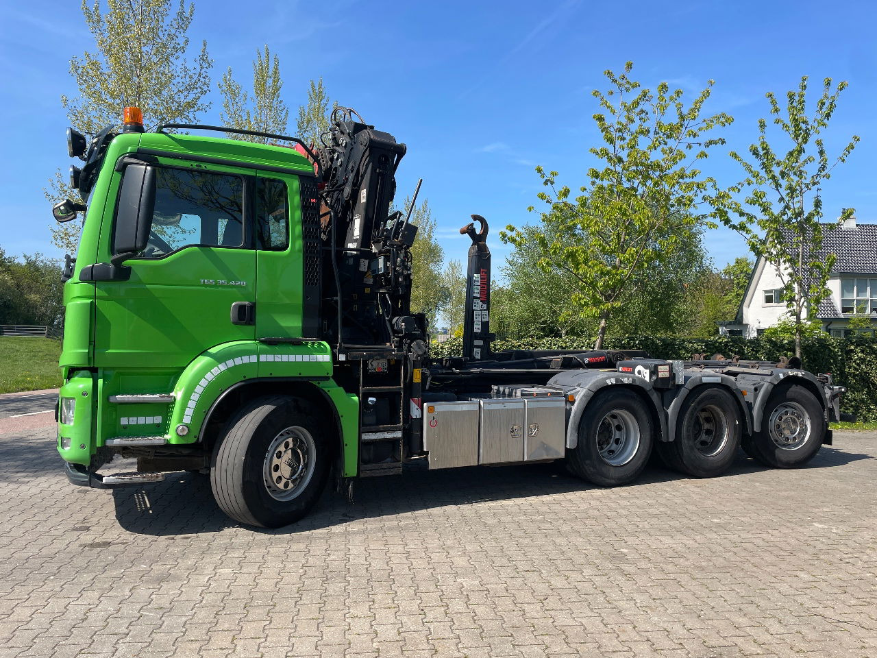 MAN TGS 35.420 met hiab 19tm Z kraan en 26t haakarm, bouwjaar 2018 - Konteynır taşıyıcı/ Yedek karoser kamyon, Vinçli kamyon: fotoğraf 1 MAN TGS 35.420 met hiab 19tm Z kraan en 26t haakarm, bouwjaar 2018 - Konteynır taşıyıcı/ Yedek karoser kamyon, Vinçli kamyon: fotoğraf 1