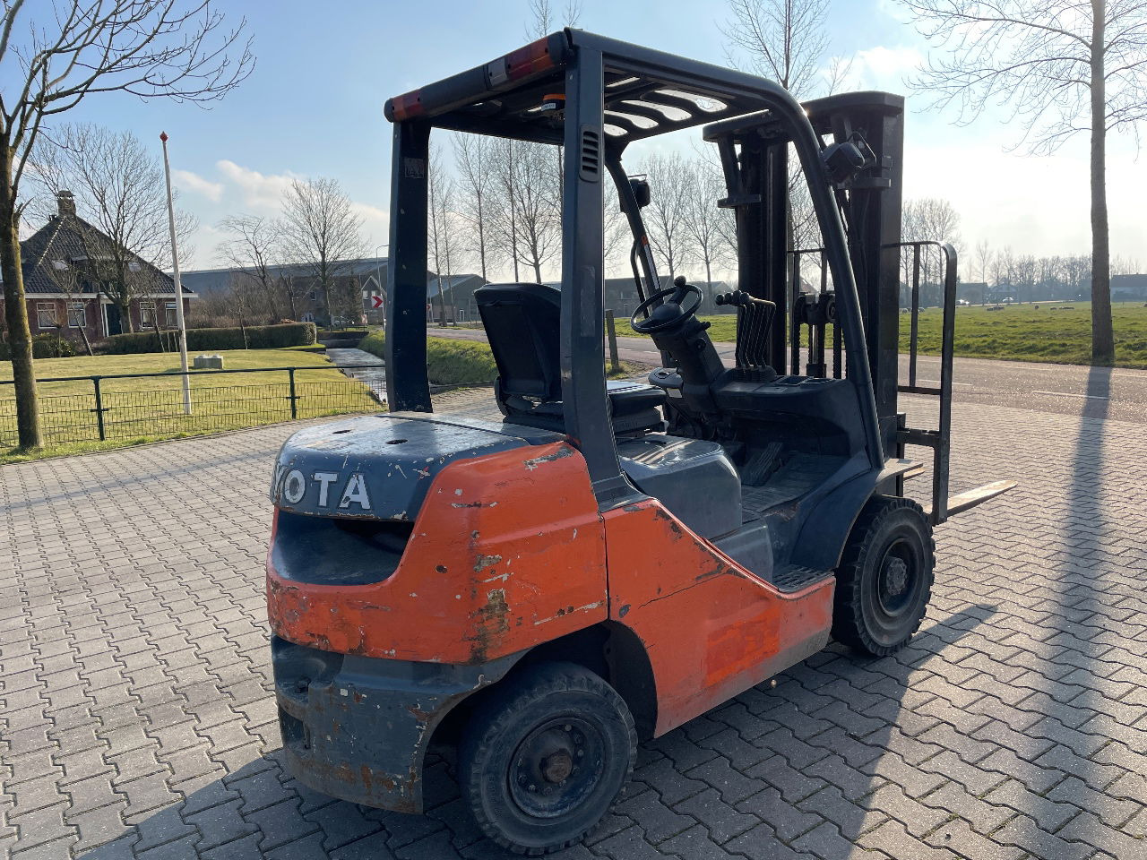 Toyota 02 8FDF25 2.5 ton triplo diesel heftruck - Forklift: fotoğraf 4 Toyota 02 8FDF25 2.5 ton triplo diesel heftruck - Forklift: fotoğraf 4