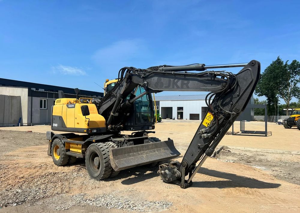 Volvo EW 140D | IGŁA | PO WYMIANACH OLEJU - Paletli ekskavatör: fotoğraf 1 Volvo EW 140D | IGŁA | PO WYMIANACH OLEJU - Paletli ekskavatör: fotoğraf 1