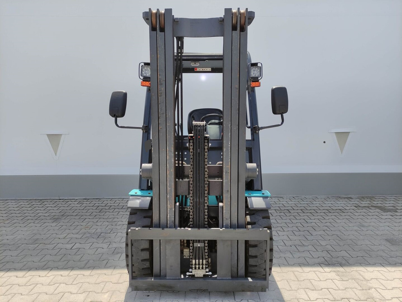 Baoli KBE35 - Elektrikli forklift: fotoğraf 3 Baoli KBE35 - Elektrikli forklift: fotoğraf 3