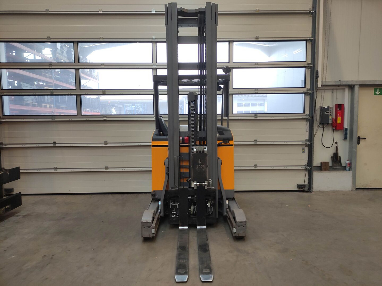 Jungheinrich ETV 216 - Reach truck: fotoğraf 3 Jungheinrich ETV 216 - Reach truck: fotoğraf 3