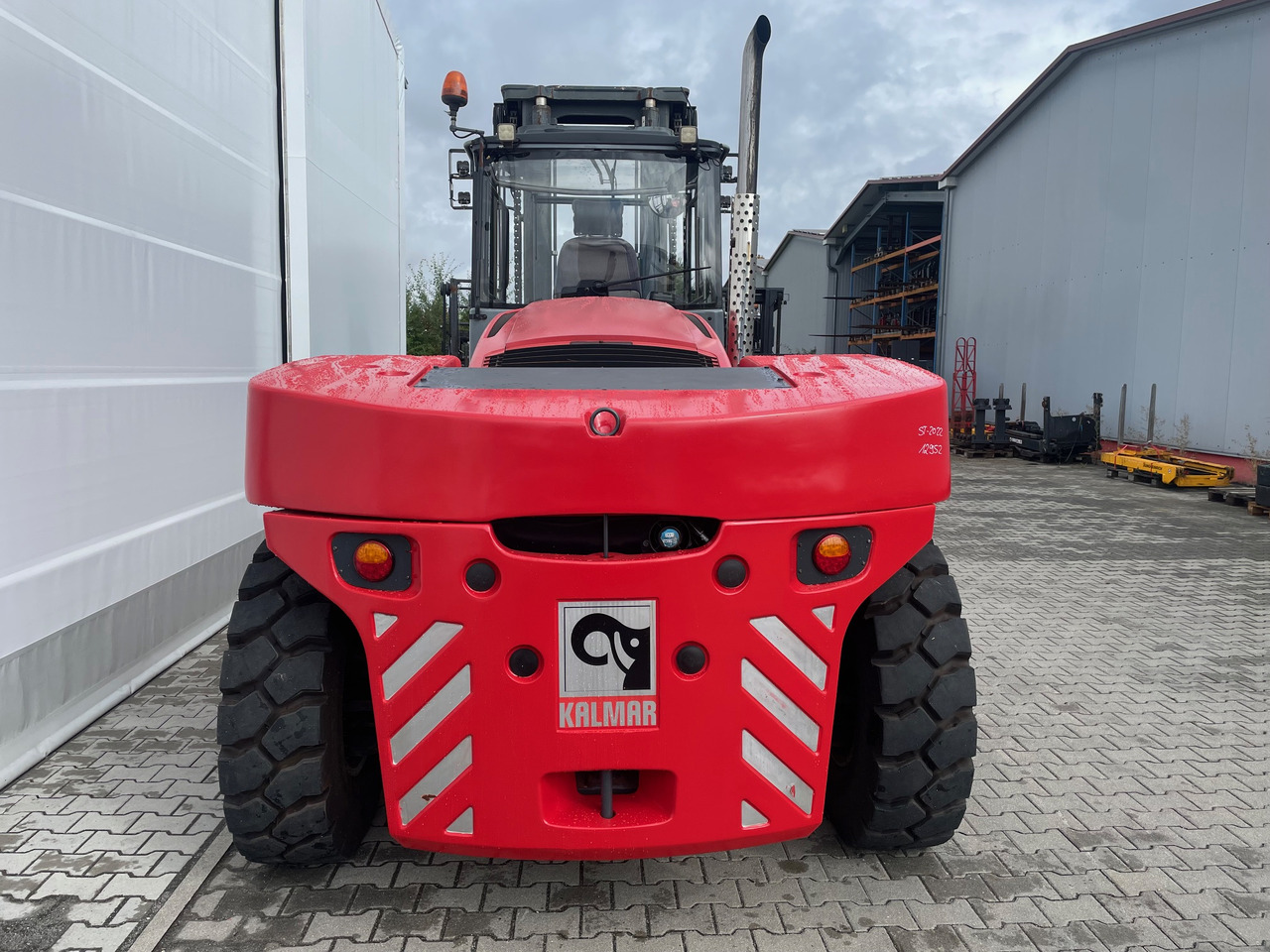 Kalmar DCG160-12 - Konteyner forklift: fotoğraf 4 Kalmar DCG160-12 - Konteyner forklift: fotoğraf 4