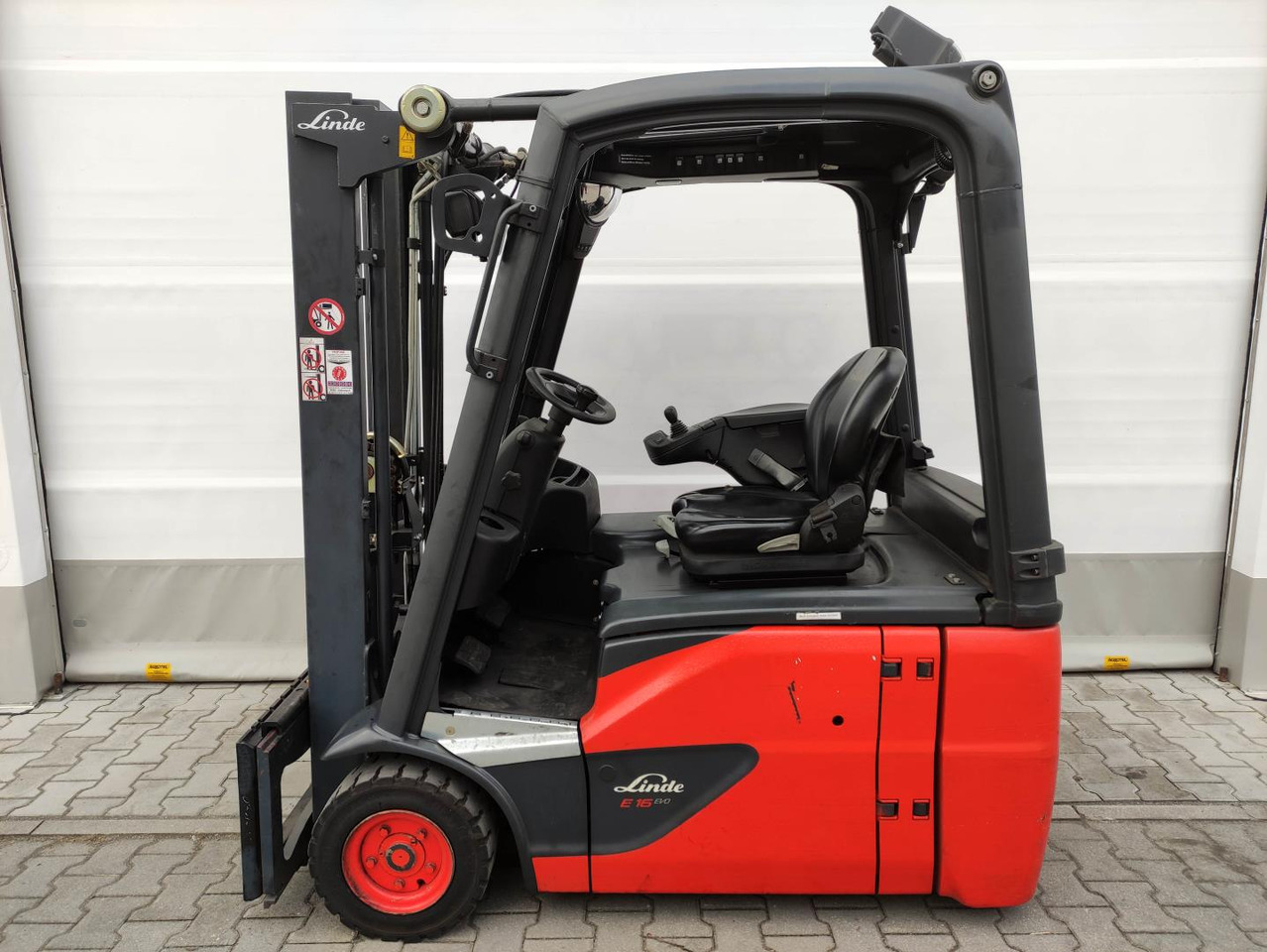 Linde E16-02-386-EVO - Elektrikli forklift: fotoğraf 1 Linde E16-02-386-EVO - Elektrikli forklift: fotoğraf 1