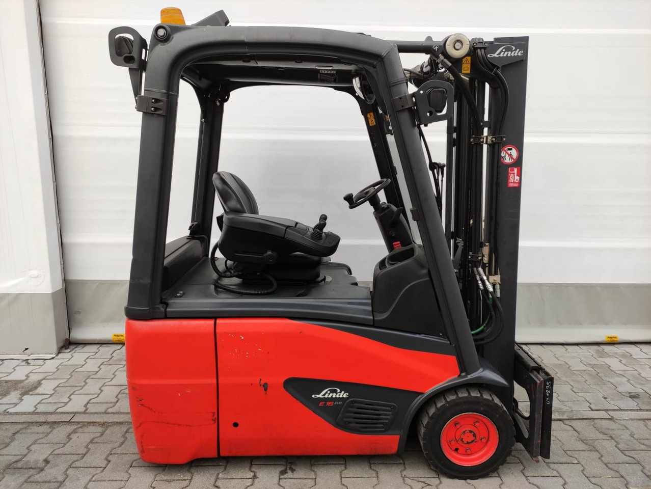 Linde E16-02-386-EVO - Elektrikli forklift: fotoğraf 2 Linde E16-02-386-EVO - Elektrikli forklift: fotoğraf 2