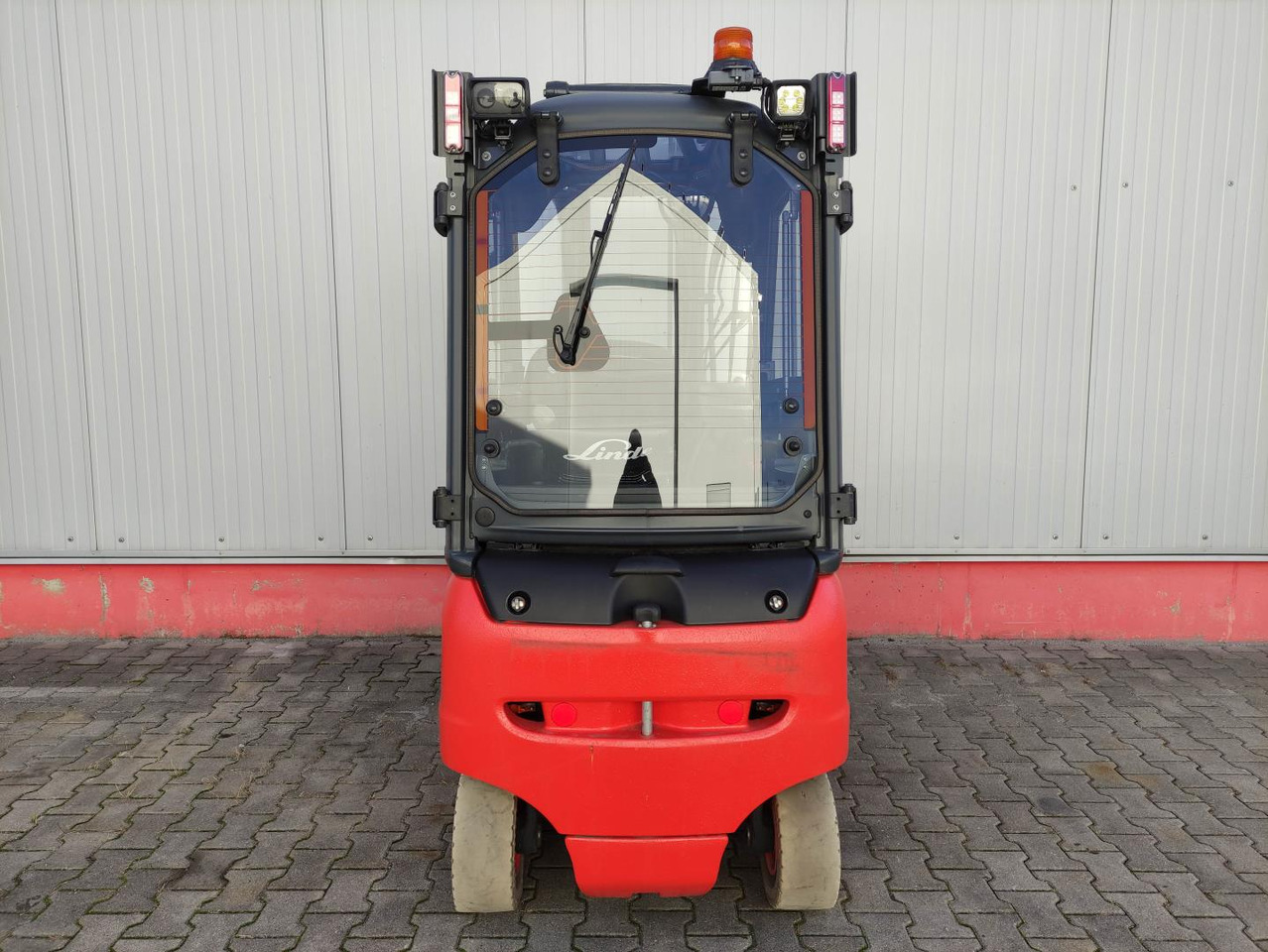 Linde E20PH-02-386-EVO - Elektrikli forklift: fotoğraf 4 Linde E20PH-02-386-EVO - Elektrikli forklift: fotoğraf 4
