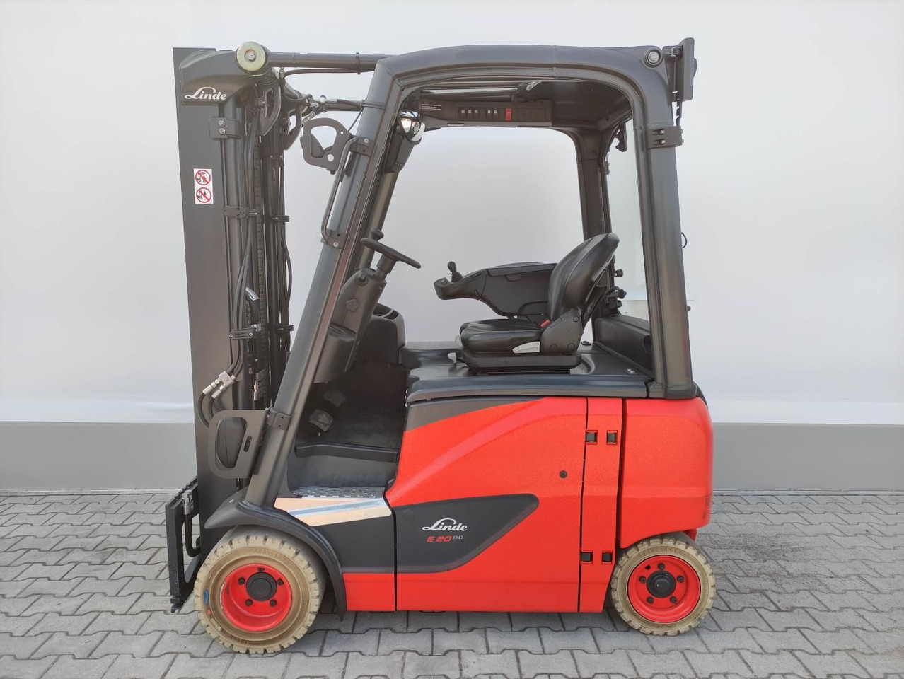 Linde E20PH-02-EVO-386 - Elektrikli forklift: fotoğraf 1 Linde E20PH-02-EVO-386 - Elektrikli forklift: fotoğraf 1
