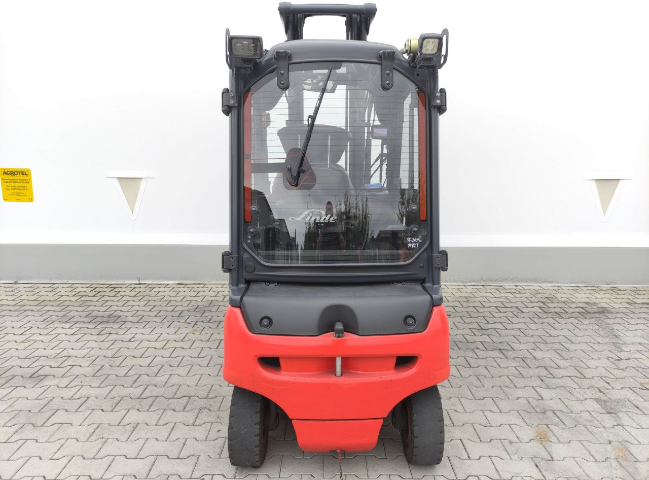 Linde E20PL-02-386 - Elektrikli forklift: fotoğraf 4 Linde E20PL-02-386 - Elektrikli forklift: fotoğraf 4