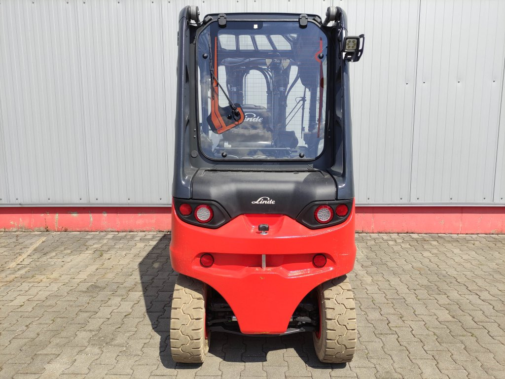 Linde E50HL-01-388 - Elektrikli forklift: fotoğraf 4 Linde E50HL-01-388 - Elektrikli forklift: fotoğraf 4