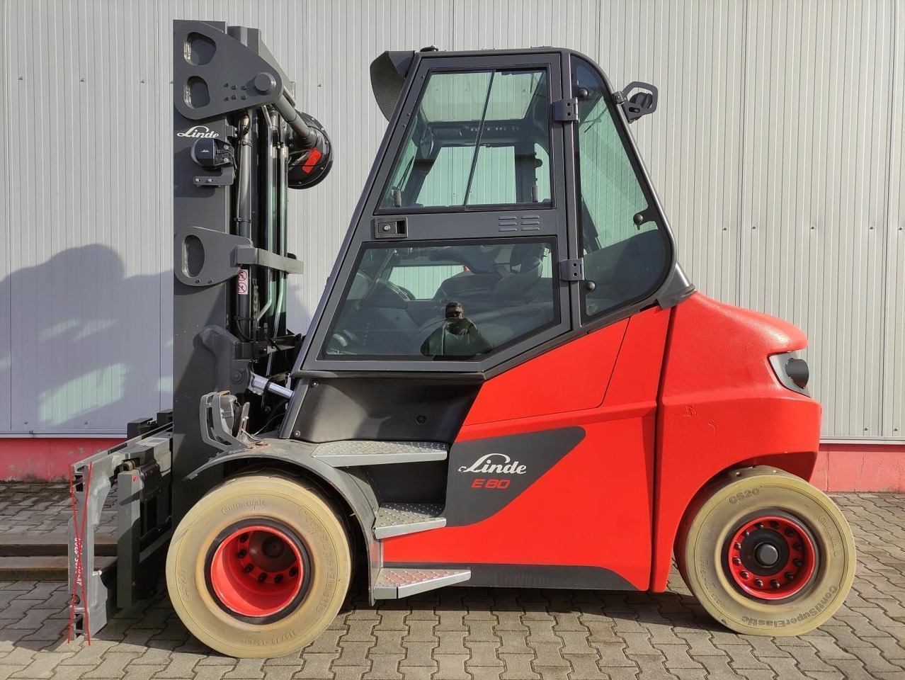 Linde E80-01-127 - Elektrikli forklift: fotoğraf 1 Linde E80-01-127 - Elektrikli forklift: fotoğraf 1