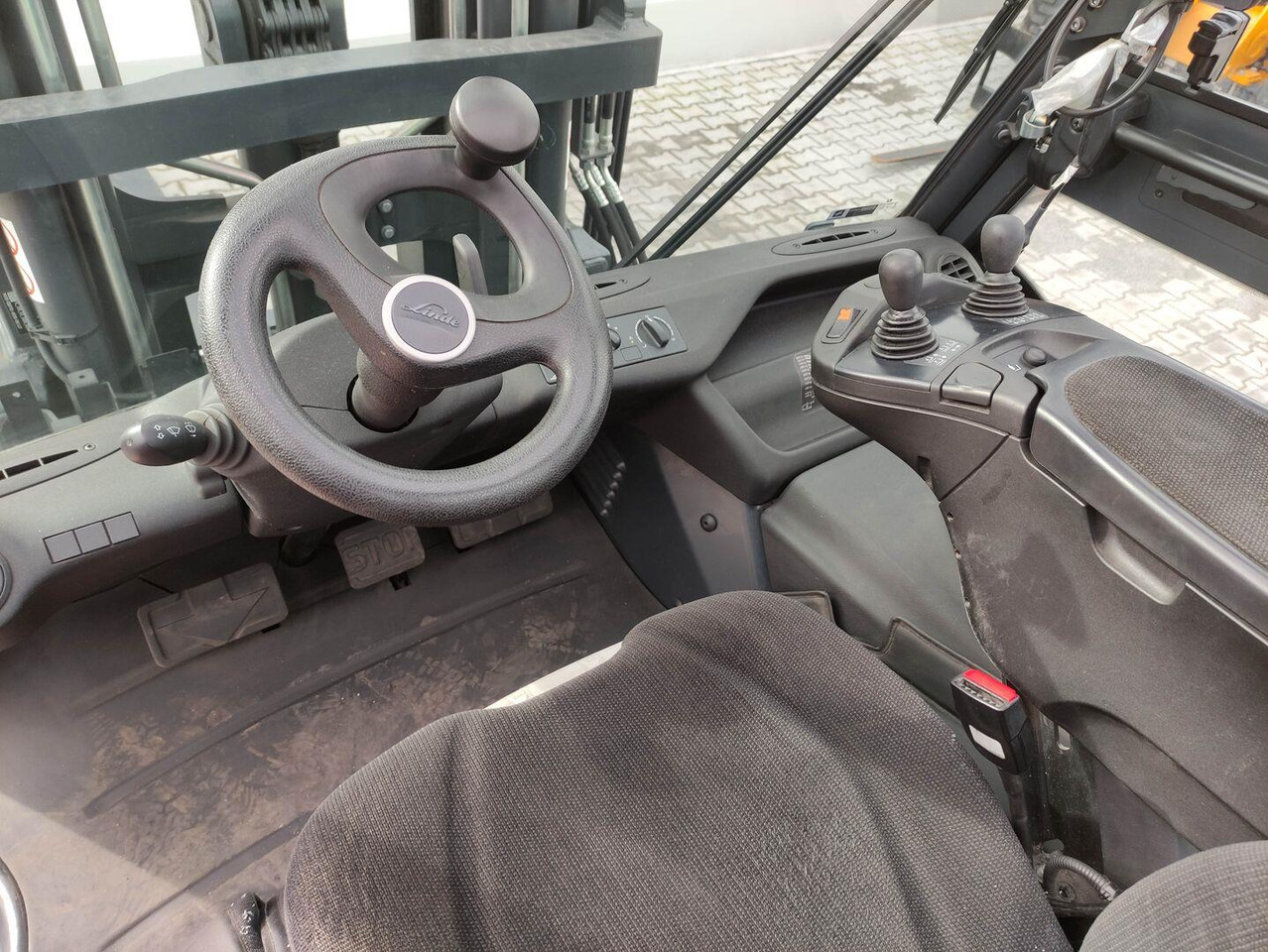Linde E80-01/900 - Elektrikli forklift: fotoğraf 5 Linde E80-01/900 - Elektrikli forklift: fotoğraf 5