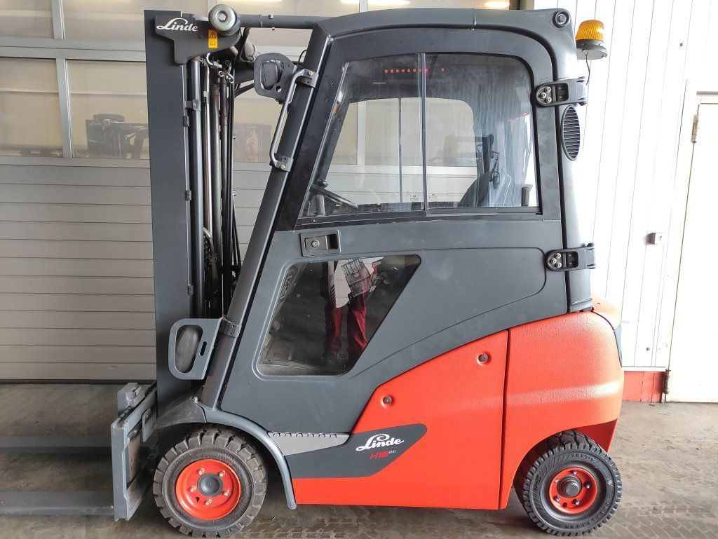 Linde H16D-01-391 *Komplett aufbereitet* - Dizel forklift: fotoğraf 1 Linde H16D-01-391 *Komplett aufbereitet* - Dizel forklift: fotoğraf 1
