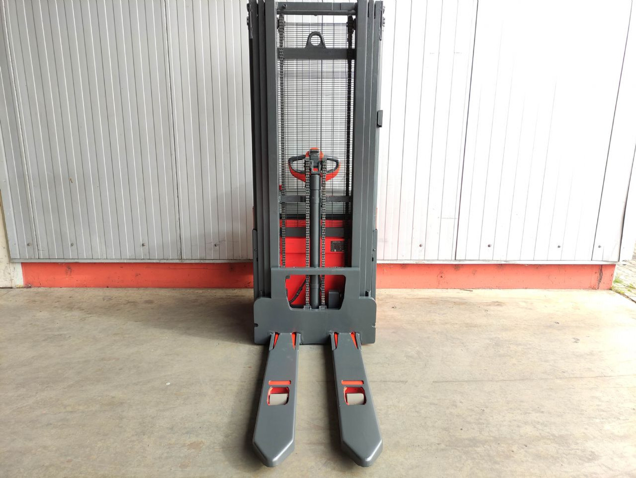 Linde L16-1173 (LACK NEU) - Istif makinası: fotoğraf 3 Linde L16-1173 (LACK NEU) - Istif makinası: fotoğraf 3