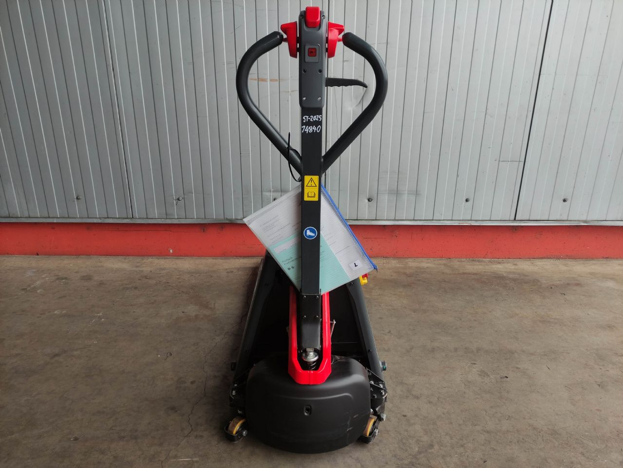 Linde MT15C - Kullanılan transpalet: fotoğraf 4 Linde MT15C - Kullanılan transpalet: fotoğraf 4