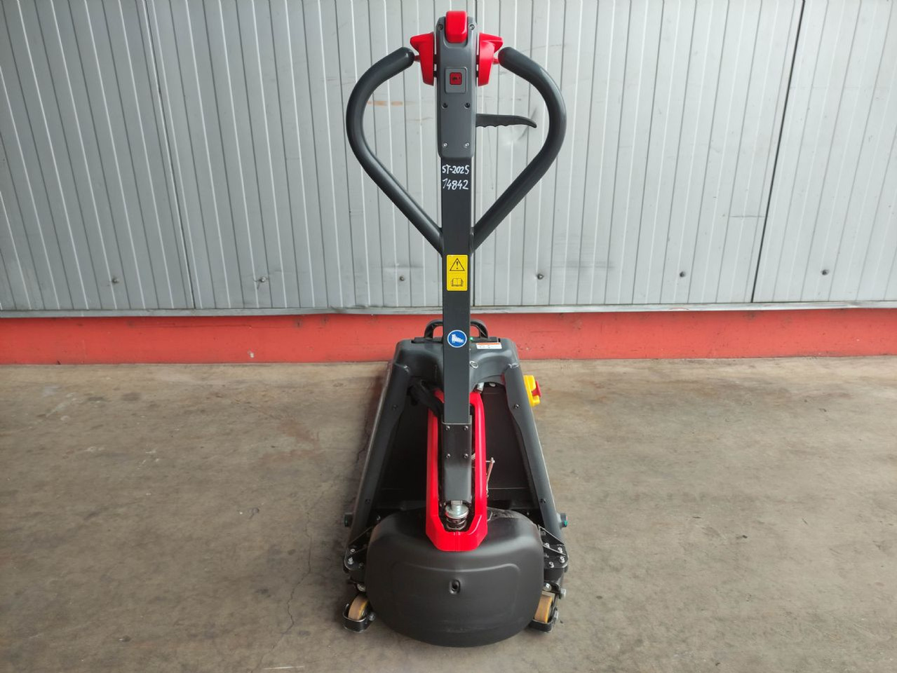 Linde MT15C - Kullanılan transpalet: fotoğraf 4 Linde MT15C - Kullanılan transpalet: fotoğraf 4