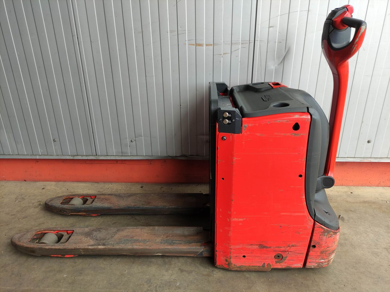 Linde T16L-1152 - Kullanılan transpalet: fotoğraf 1 Linde T16L-1152 - Kullanılan transpalet: fotoğraf 1