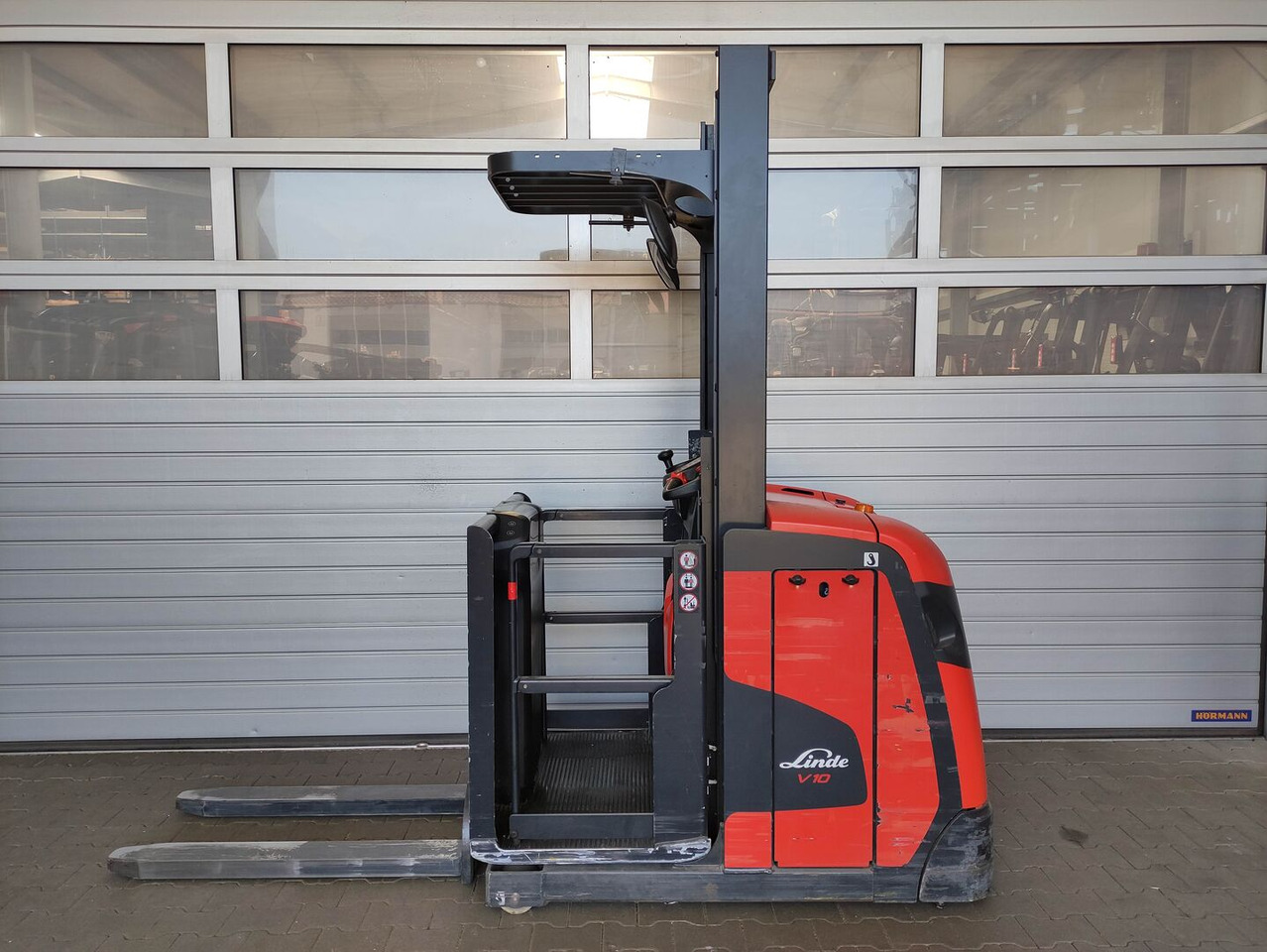 Linde V10-02 - Sipariş hazırlama makinası: fotoğraf 2 Linde V10-02 - Sipariş hazırlama makinası: fotoğraf 2
