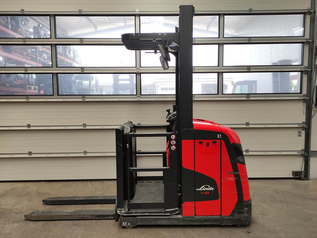 Linde V10-02 - Sipariş hazırlama makinası: fotoğraf 1 Linde V10-02 - Sipariş hazırlama makinası: fotoğraf 1